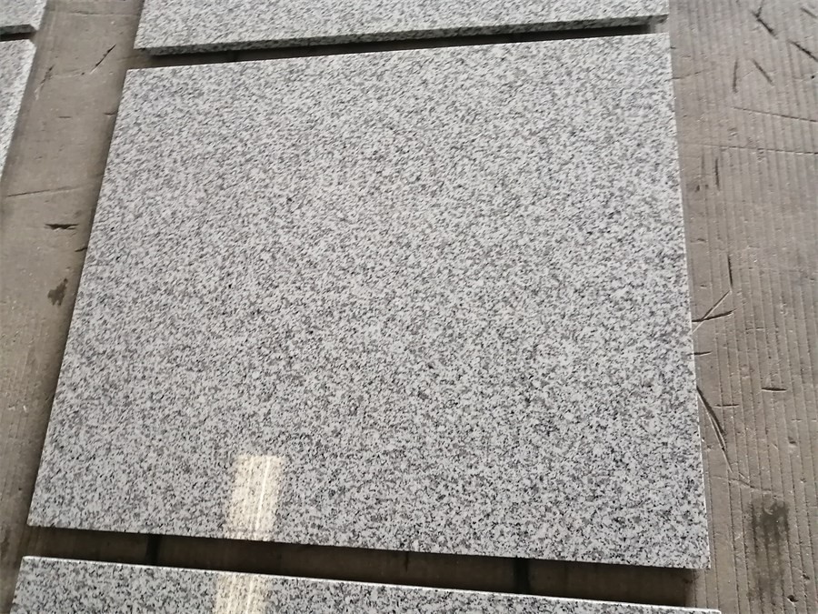Silver grey granite block pavings Silver grey granite block pavings