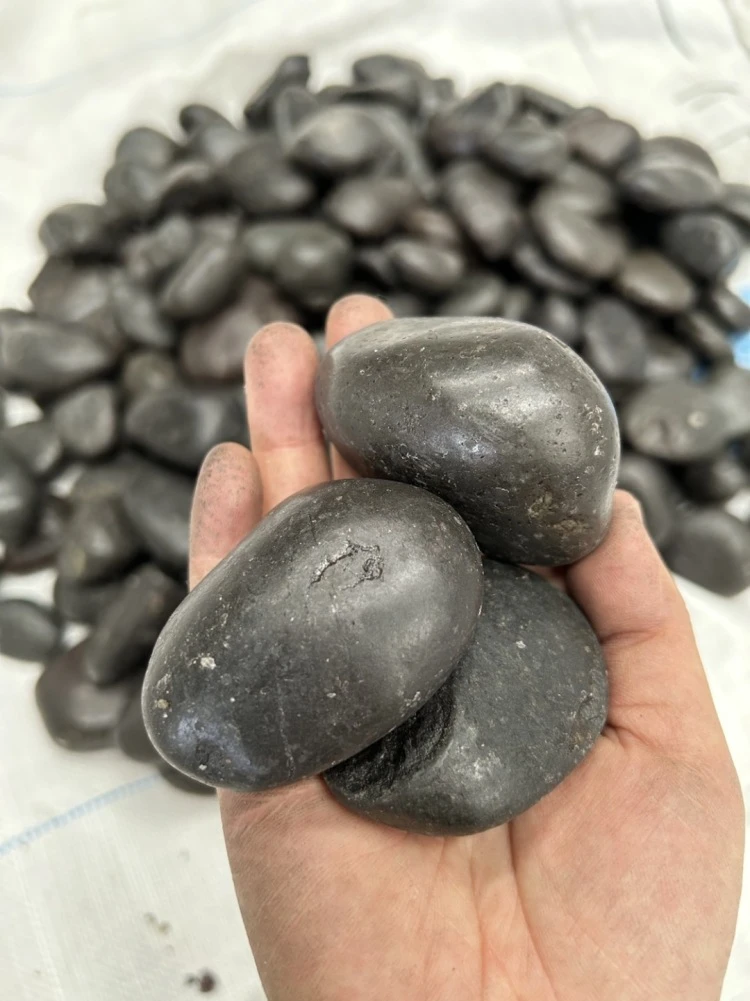 A Grade black pebble A Grade black pebble